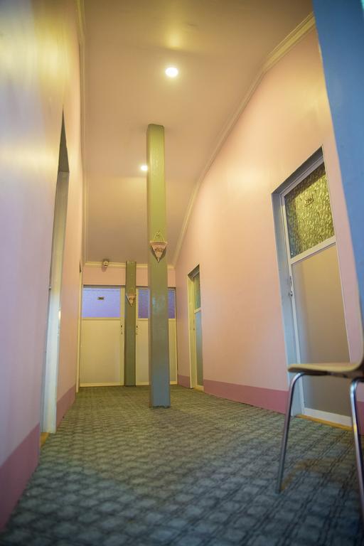 Hostel The Sat Rangun Zewnętrze zdjęcie