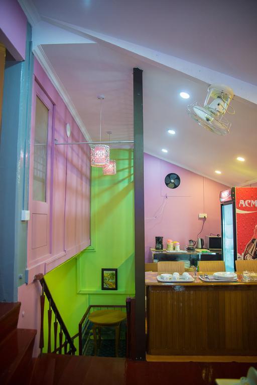 Hostel The Sat Rangun Zewnętrze zdjęcie