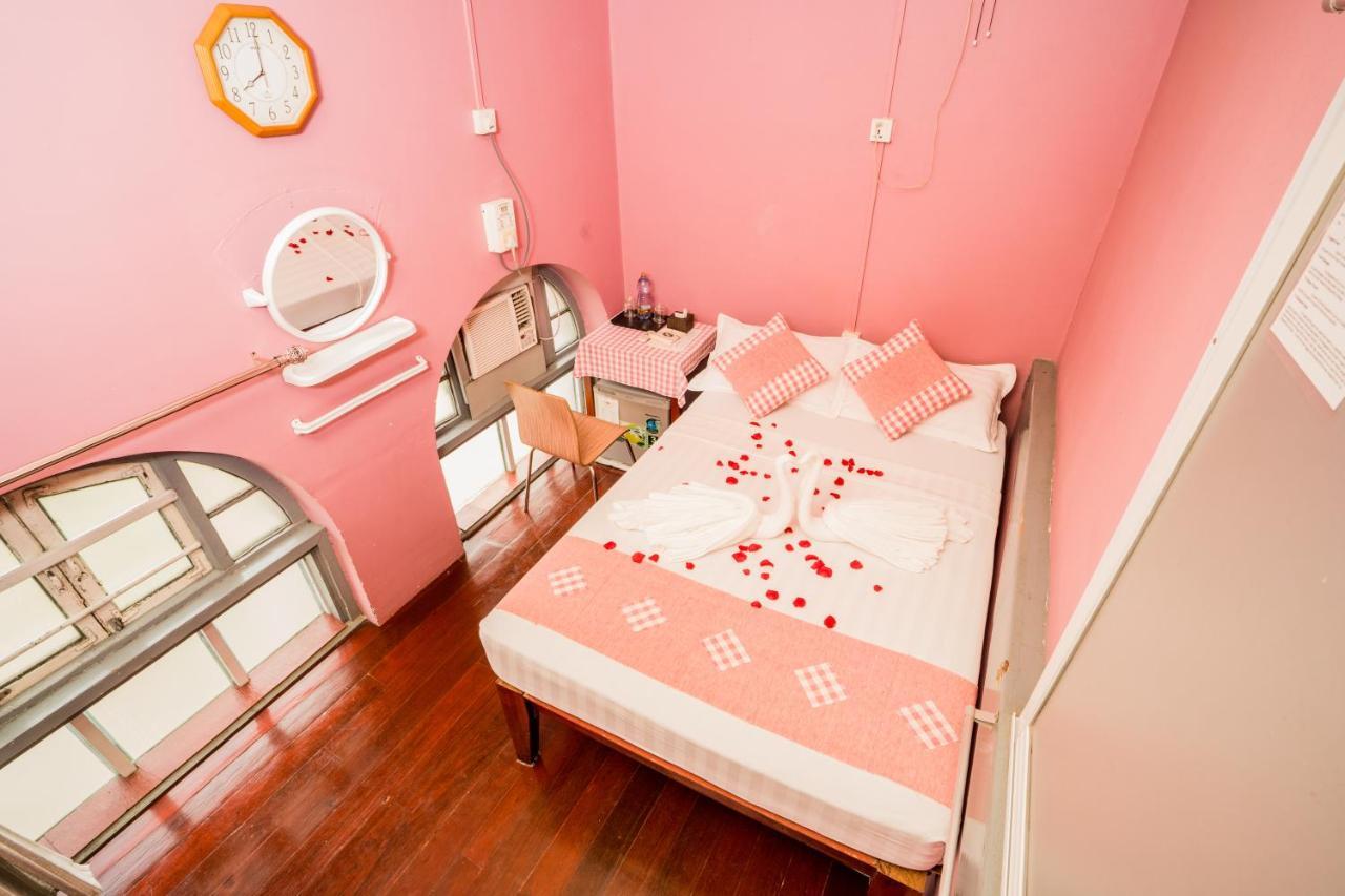 Hostel The Sat Rangun Zewnętrze zdjęcie