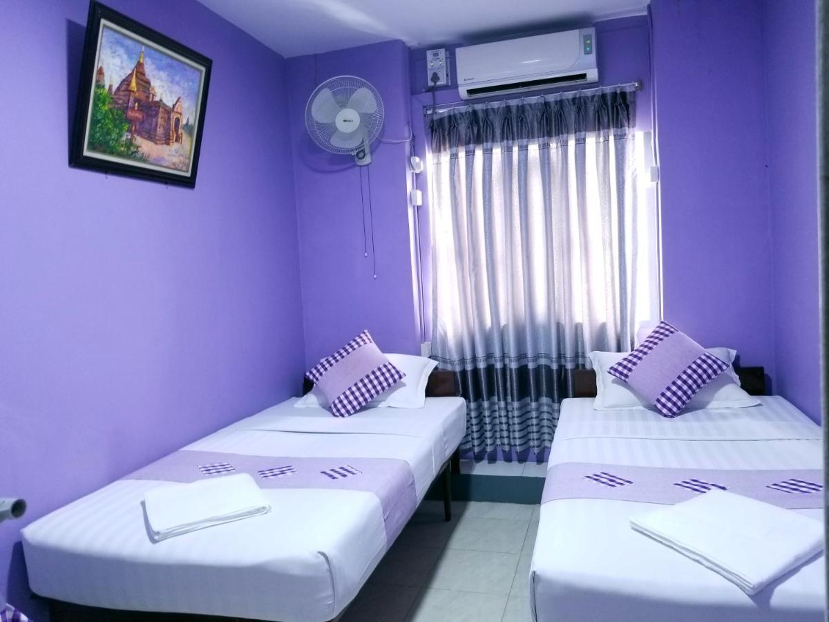 Hostel The Sat Rangun Zewnętrze zdjęcie